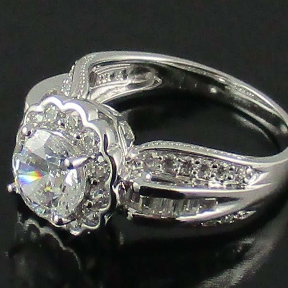 Victoria Wieck 3.42ct Absolute "Floral" Frame Ring - Picture 11 of 14